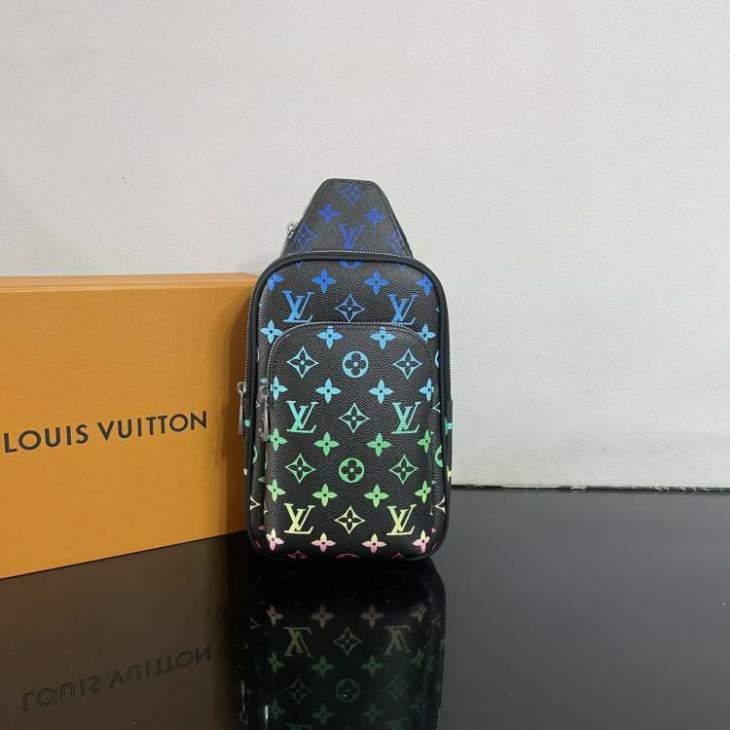 Picture of Louis Vuitton Mens Bags _SKUfw194544697fw